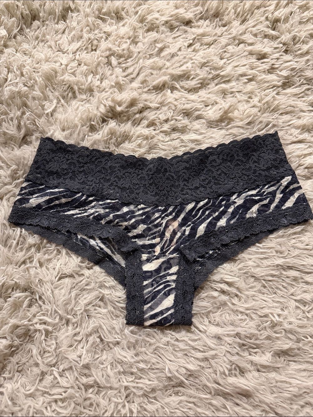 NWT 2010 Victoria's Secret The Lacie Panty Size Extra Small